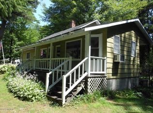 9104 Lamos Rd, Montague, MI 49437