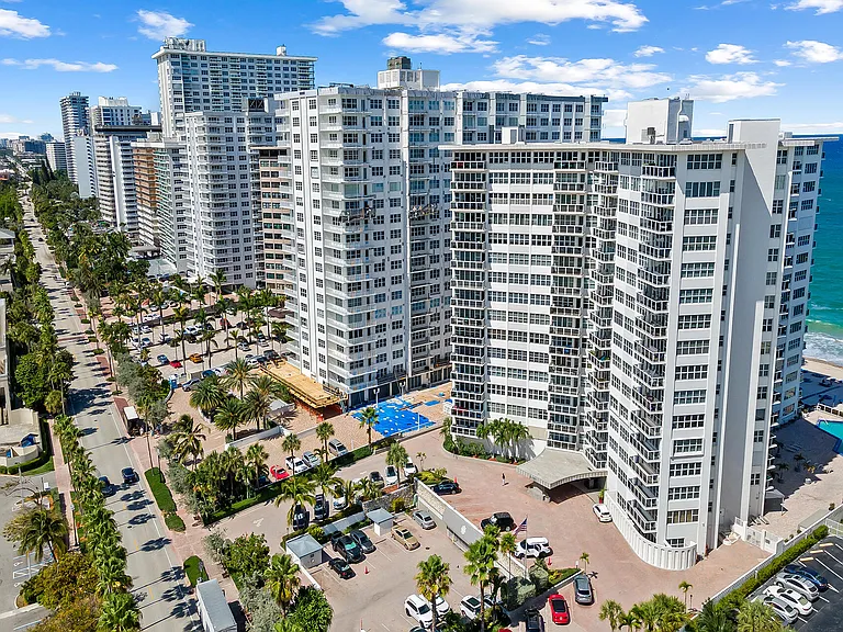 3700 Galt Ocean Dr #702 — Photo 33