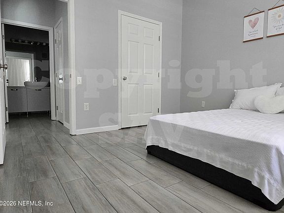 5th image of 10550 Baymeadows Rd Unit 522