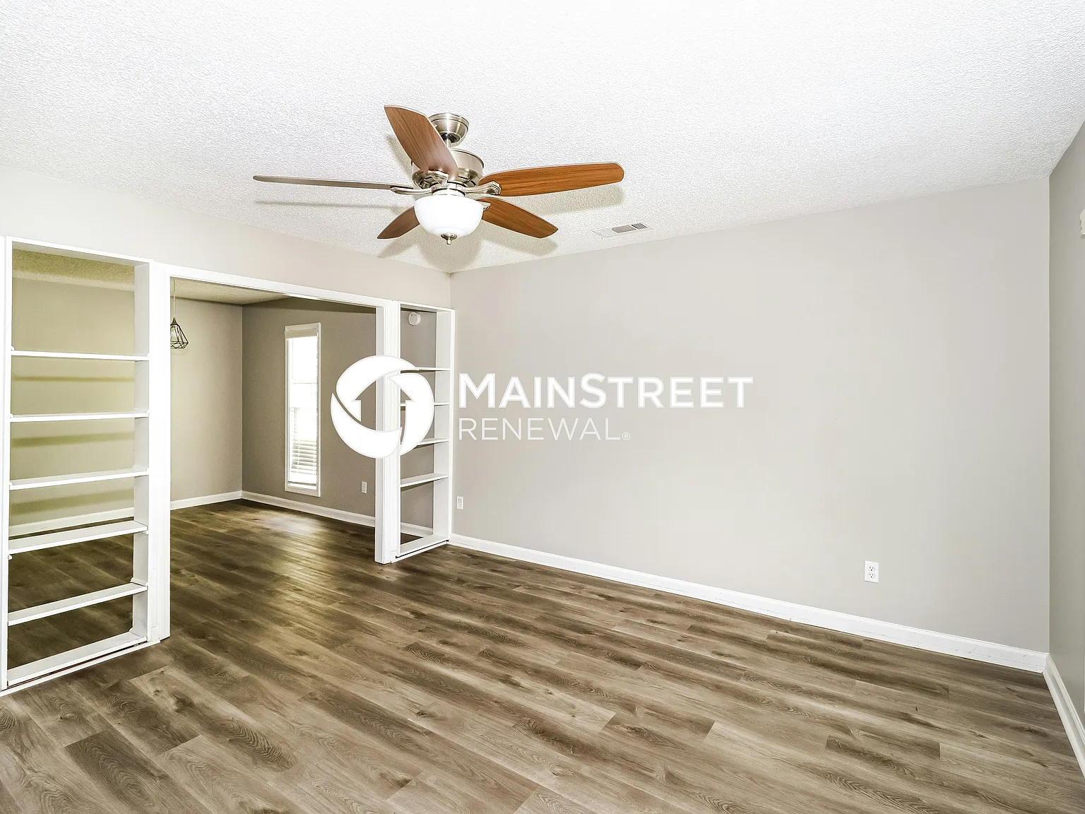 6631 Elmore Rd — Photo 2