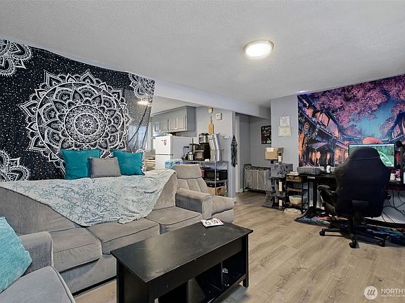 3rd image of 8311 Lake Street SW