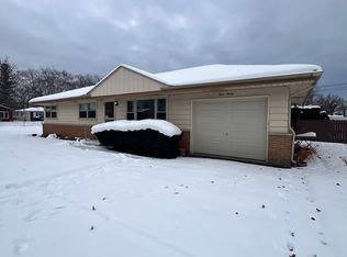 390 Oak Ave, Wood Dale, IL 60191