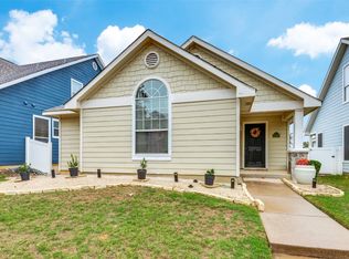 10215 Cedar Lake Dr, Aubrey, TX 76227