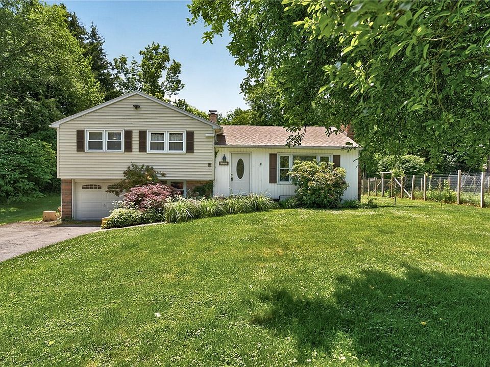 1st image of 115 Crescent Rd
