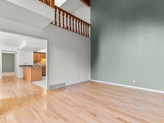 4th image of 7977 S Sunnyoak Cir E