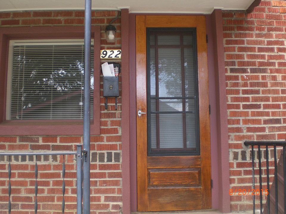 Front of 922 State