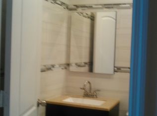 6075 Putnam Ave, Ridgewood, NY 11385