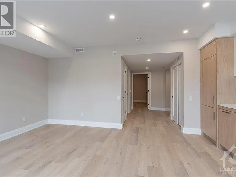 58 Florence St — Photo 21