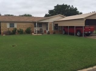 206 SW 16th St, Seminole, TX 79360