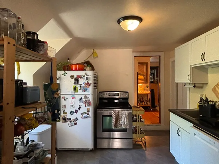 427 6th St SE — Photo 9