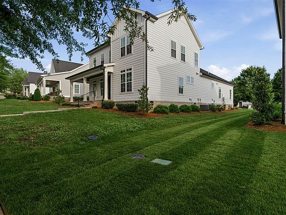 2nd image of 633 Village Way