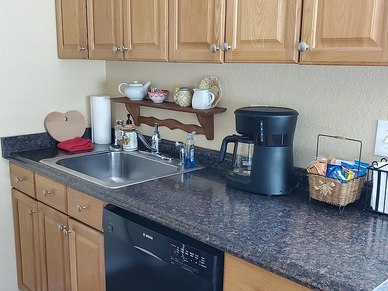 610 Old Boerne Rd #F — Photo 8