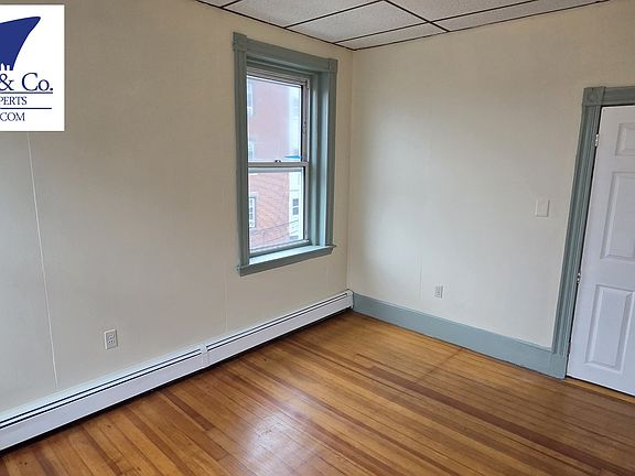 5th image of 174 Gove St APT 3