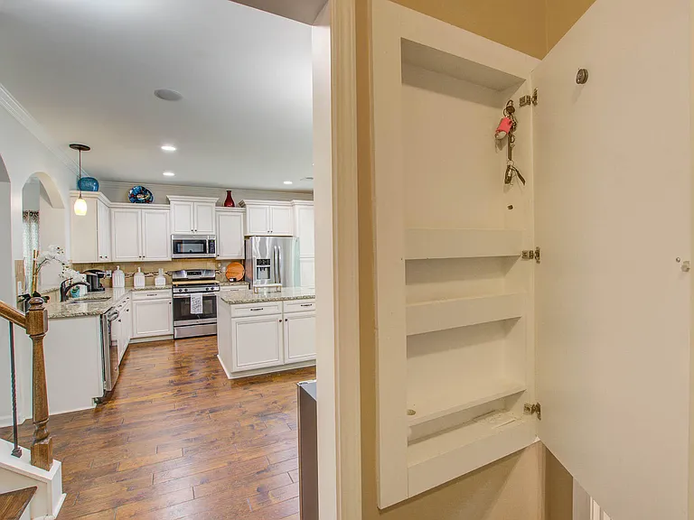 128 Daniels Ridge Dr — Photo 16