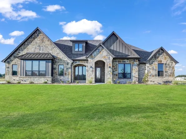 167 Daggett Dr, Decatur, TX 76234