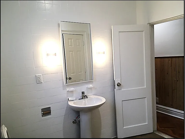 86 Sherman Pl — Photo 12