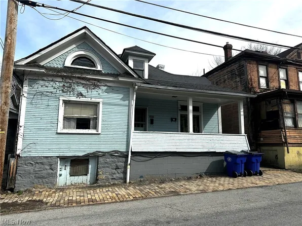 233 W 9th St #2, East Liverpool, OH 43920