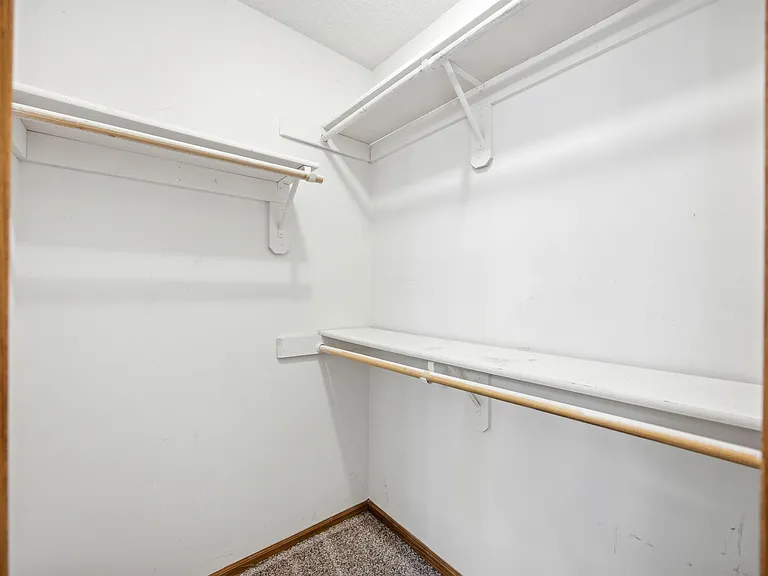 401 SE Lowell Dr #4 — Photo 16