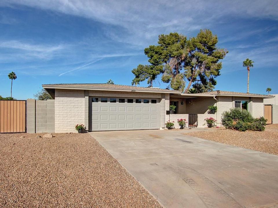 1st image of 1850 E Magdalena Dr