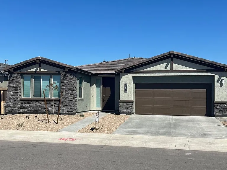 39513 N Hailey Ln — Photo 3