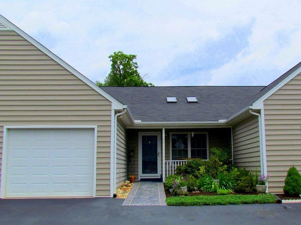 For Sale: 1235  Jefferson Oaks #63, Forest, Virginia 24551