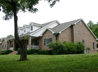 2600 Little Bartons Ck Rd, Cumberland Furnace, TN 37051