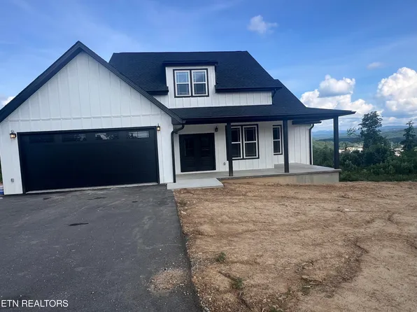 950 Elb Private Dr, Huntsville, TN 37756