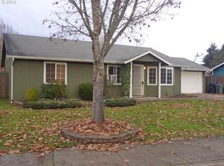 3774 S Redwood Dr, Springfield, OR 97478