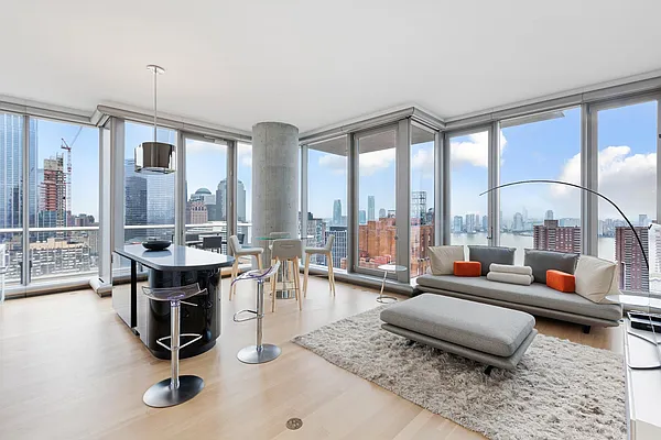 Rented by Nest Seekers International | media 3