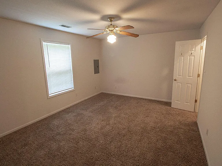 5200 Tessa Way — Photo 9