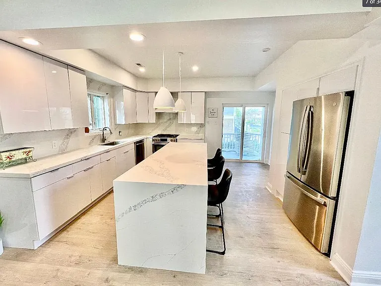 909 N Burghley Ave — Photo 8