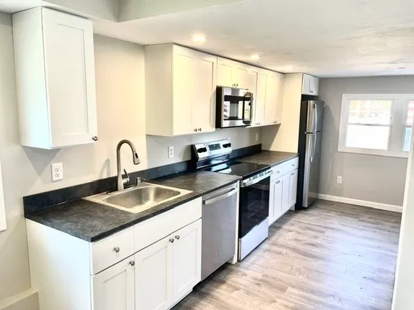 131 Washinton St #42, Foxboro, MA 02035
