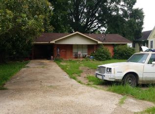 132 Raphiel St, Campti, LA 71411