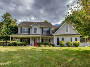 230 Fieldcrest Dr, Jefferson City, TN 37760