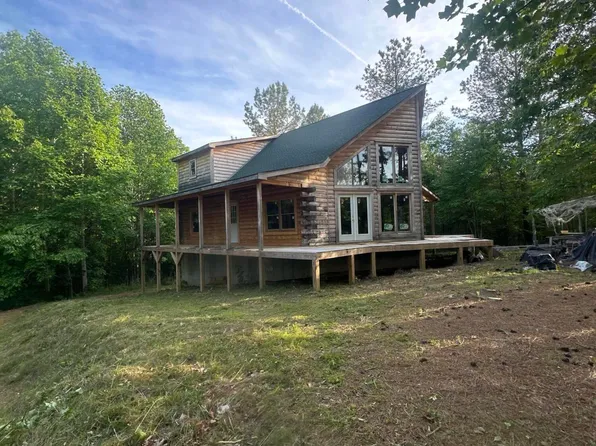 415 Thunder Ridge Dr, South Pittsburg, TN 37380