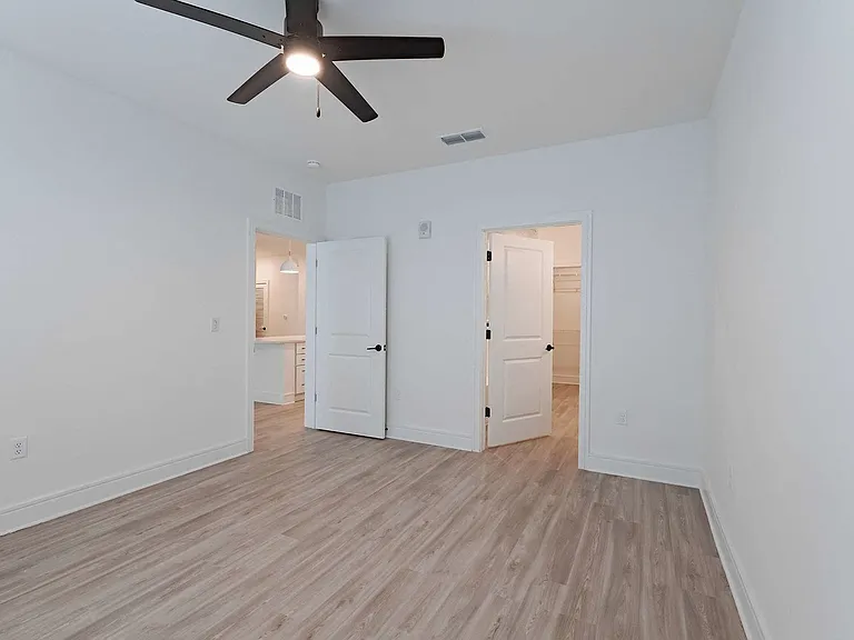 Tropia Luxury Apartments — Photo 139