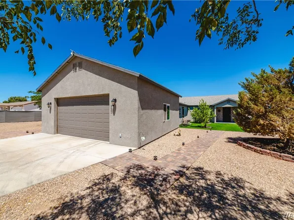 3684 N Horse Mesa Road, Golden Valley, AZ 86413