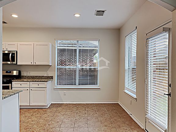5th image of 23213 Potter Hollow Dr