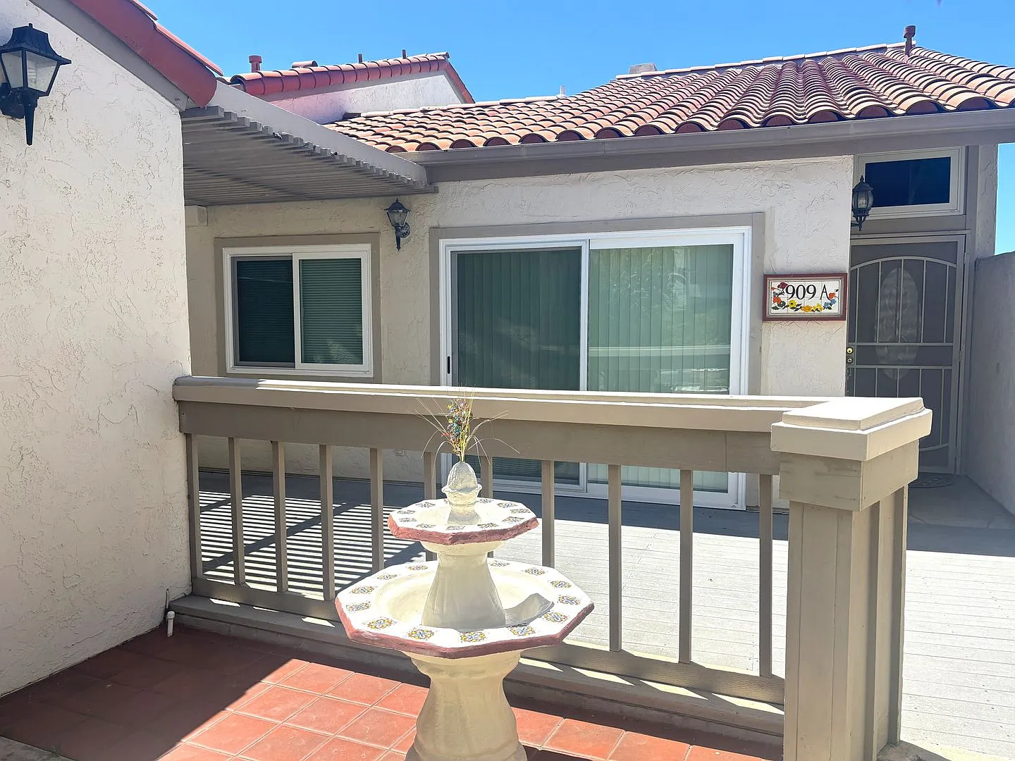 909 Caminito Madrigal — Photo 3