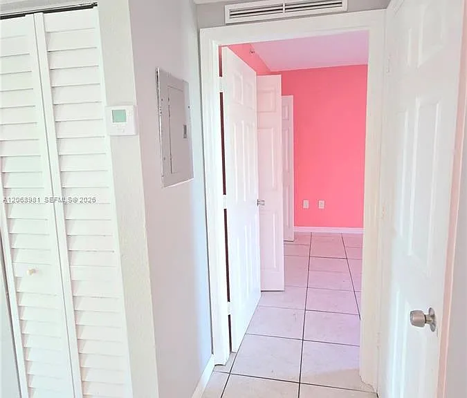 328 NW 12th Ave #12 — Photo 15