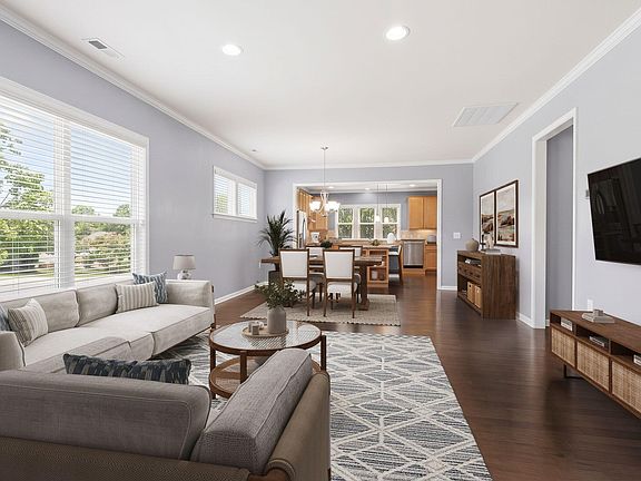4th image of 103 Chambers Field Ct