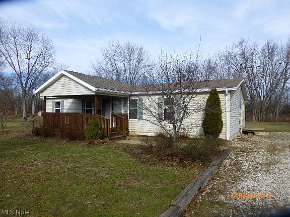 2nd image of 5415 Lesh St