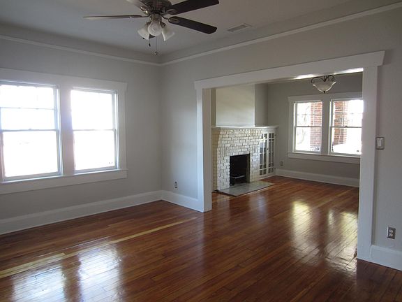 3rd image of 206 N Tampania Ave Unit B