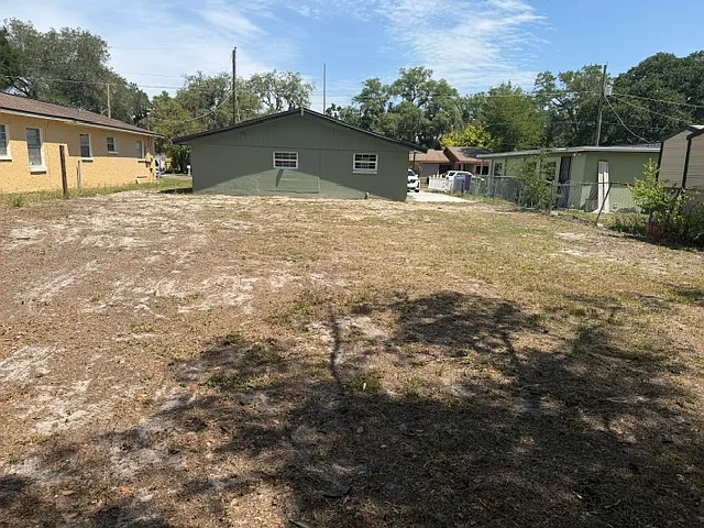 3411 E Lambright St — Photo 10