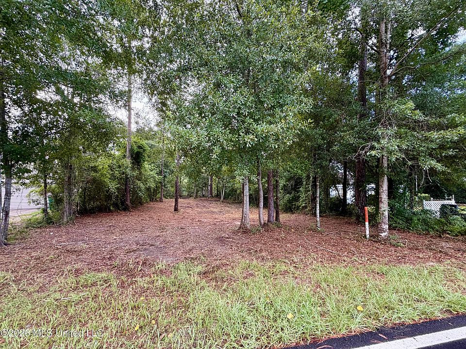 1st image of 941 W Lakeshore Dr #1538