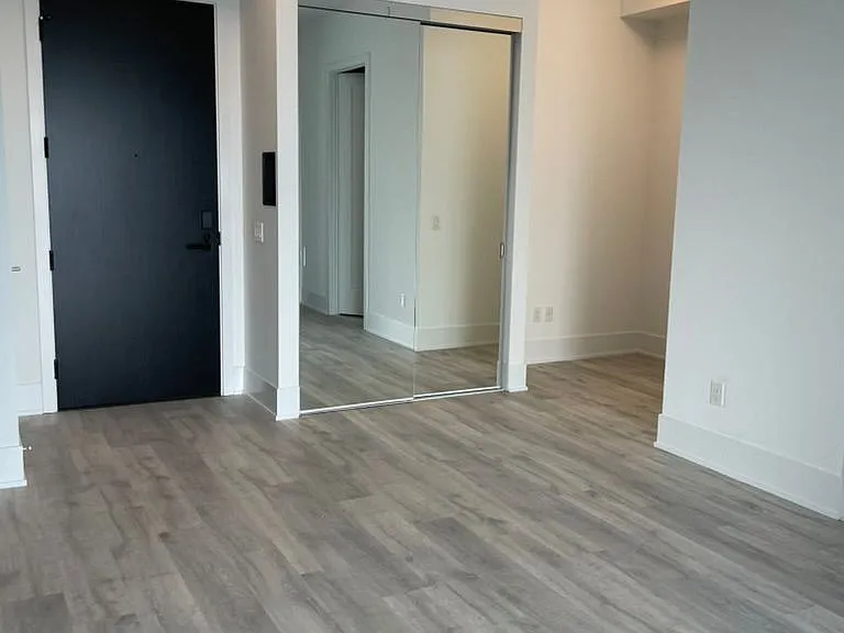 470 Front St W #2303 — Photo 7