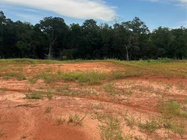 20 Mullholland Dr, Enterprise, AL 36330