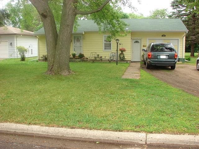 1st image of 1404 L Ave