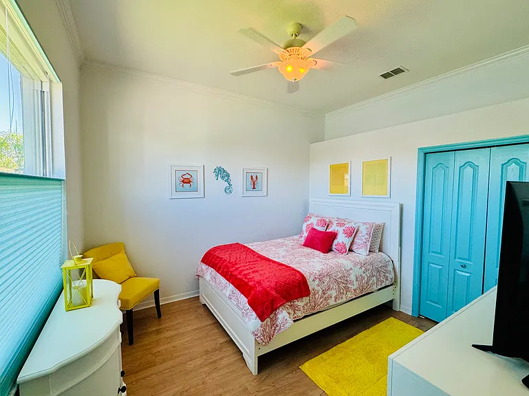 Queen Bedroom #2