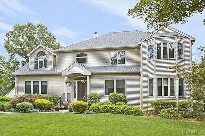 1st image of 43 Greenwood Ln